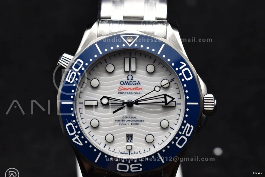 Dial SS A2824 Diver Seamaster Ceramic 300M Edition Blue VSF Bezel 1:1 White SS Best Bracelet on 0404